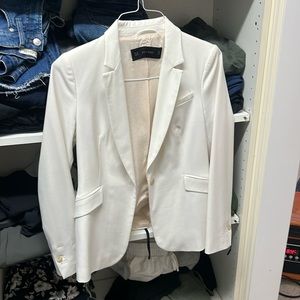 Zara Basic white blazer size 04 US